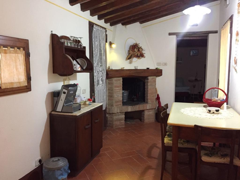 Agriturismo Torrenieri Da Alessandro Pienza Exterior foto